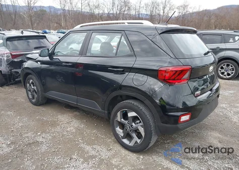 2024 Hyundai Venue Sel z USA, uszkodzony, nr VIN KMHRC8A30RU328557